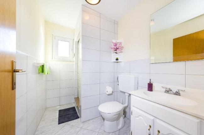Apartments Elvir Нин Екстериор снимка