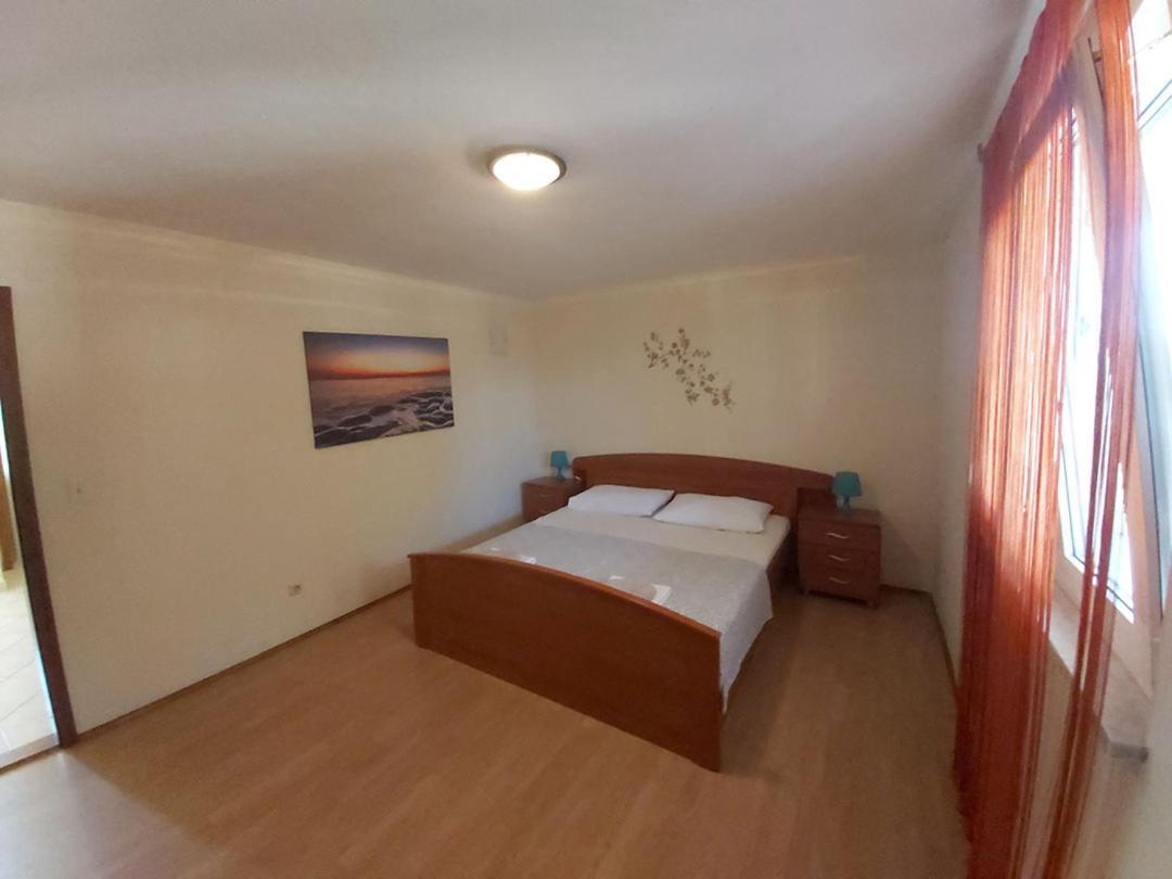 Apartments Elvir Нин Екстериор снимка