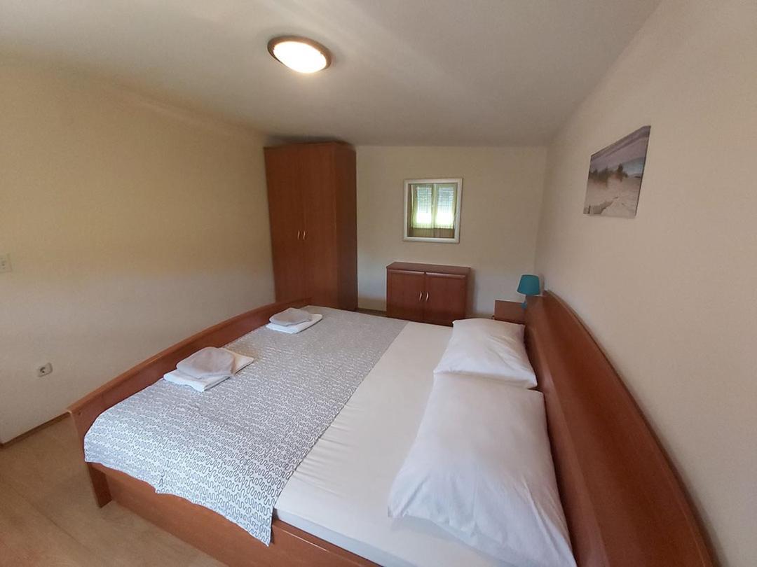 Apartments Elvir Нин Екстериор снимка