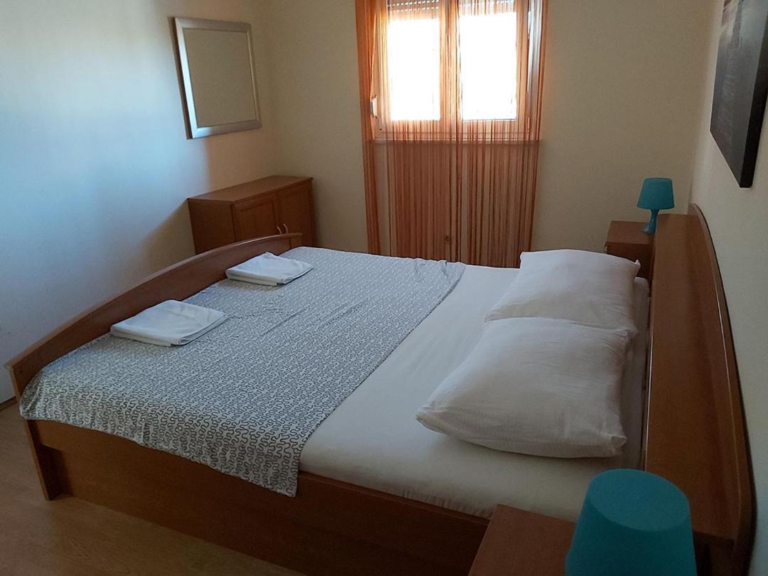 Apartments Elvir Нин Екстериор снимка