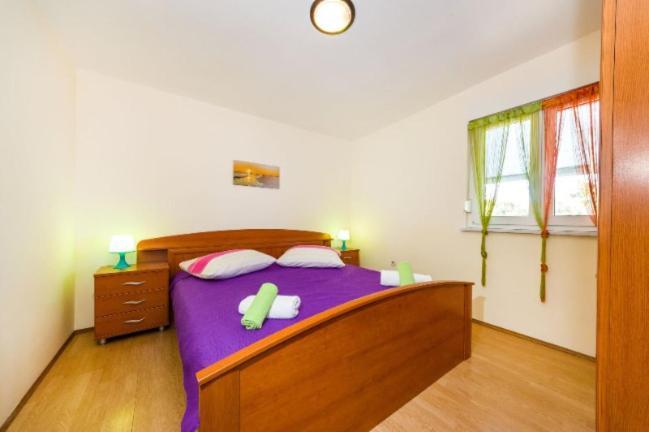 Apartments Elvir Нин Екстериор снимка